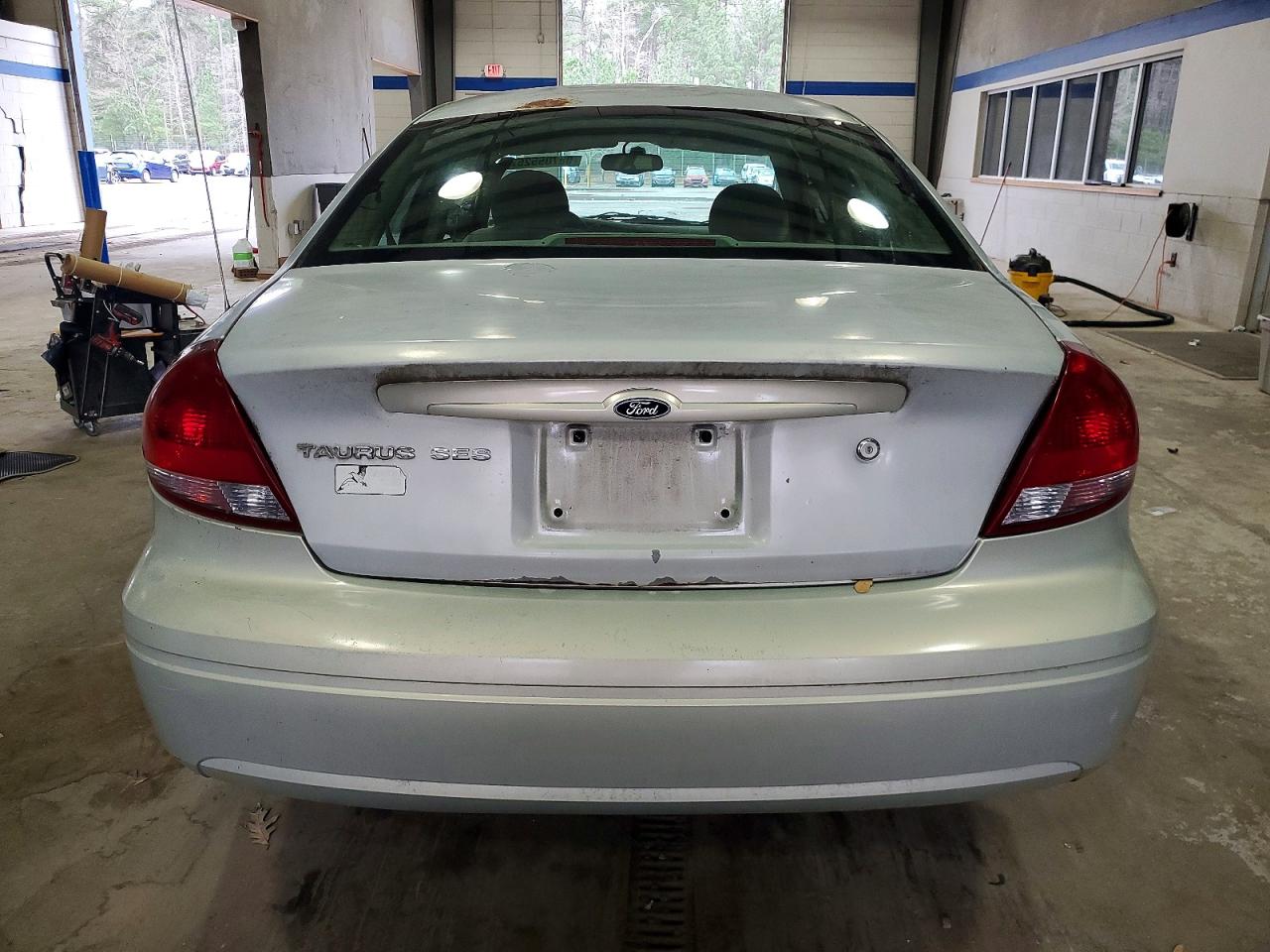 2004 FORD TAURUS SES photo 6