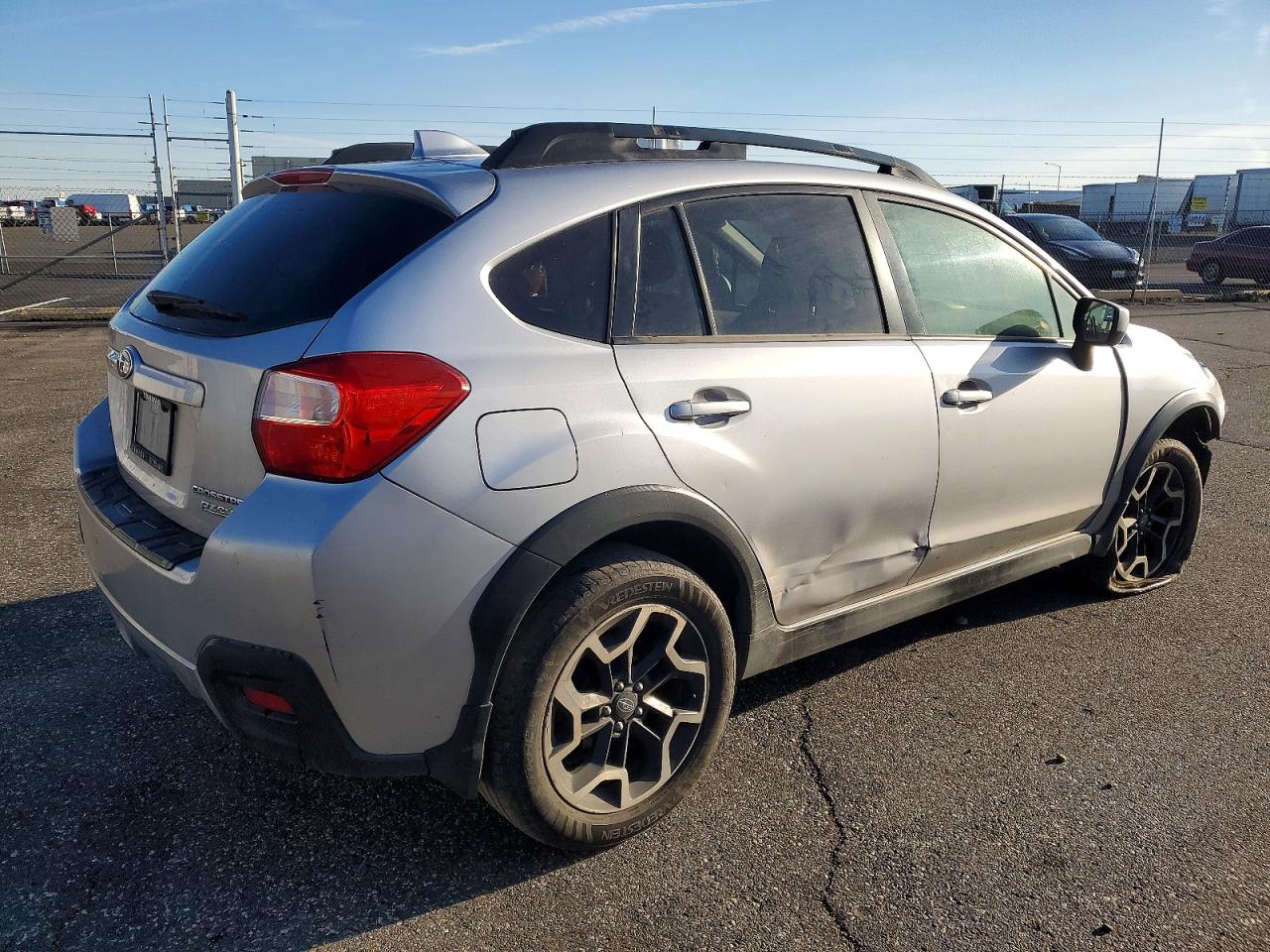 2017 SUBARU CROSSTREK PREMIUM photo 3