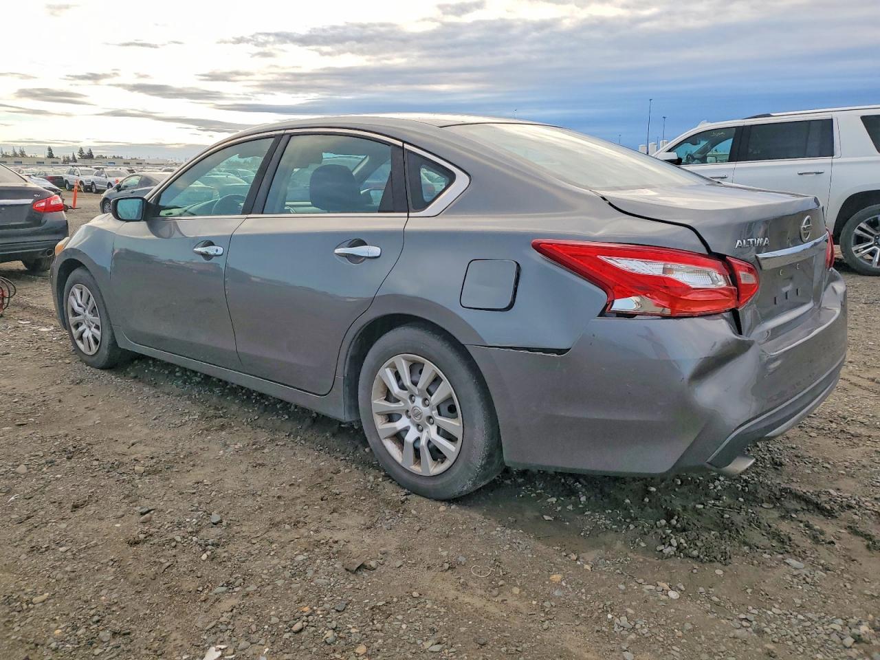 2016 NISSAN ALTIMA 2.5 photo 2
