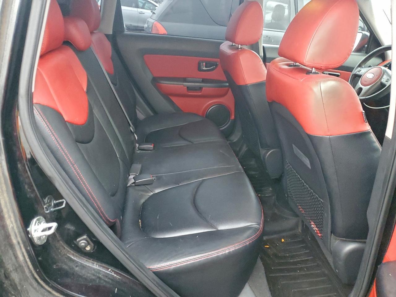2011 KIA SOUL + photo 28