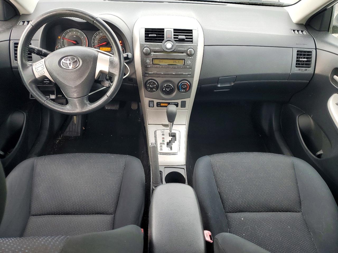 2010 TOYOTA COROLLA BASE photo 8