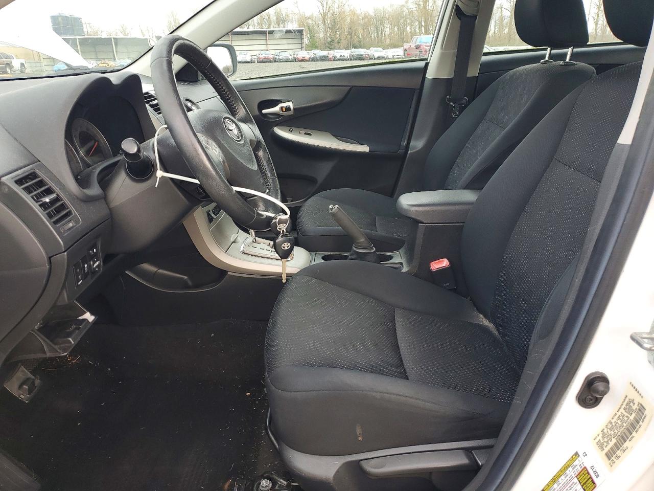 2010 TOYOTA COROLLA BASE photo 7