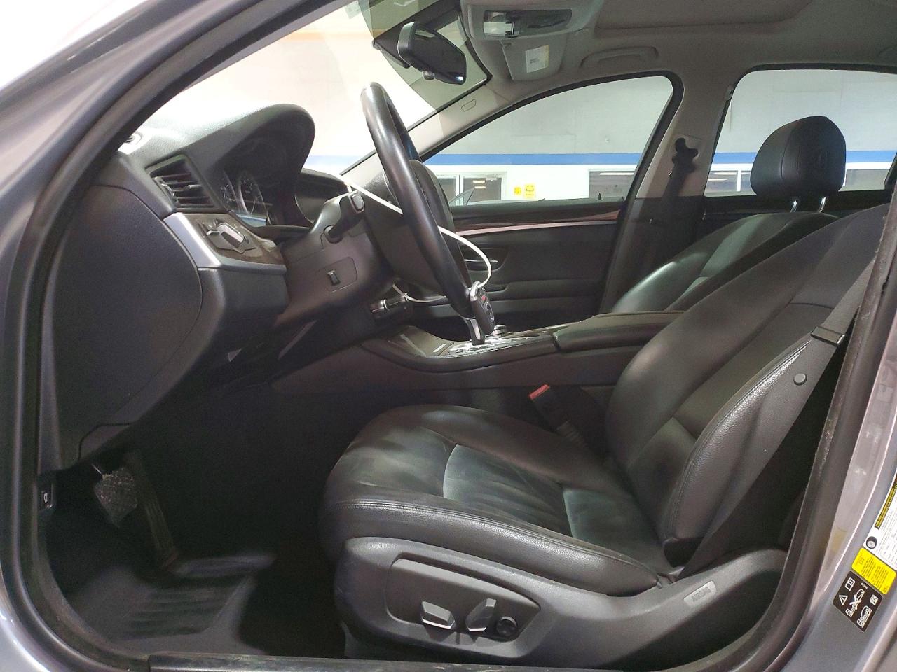2015 BMW 528 XI photo 7