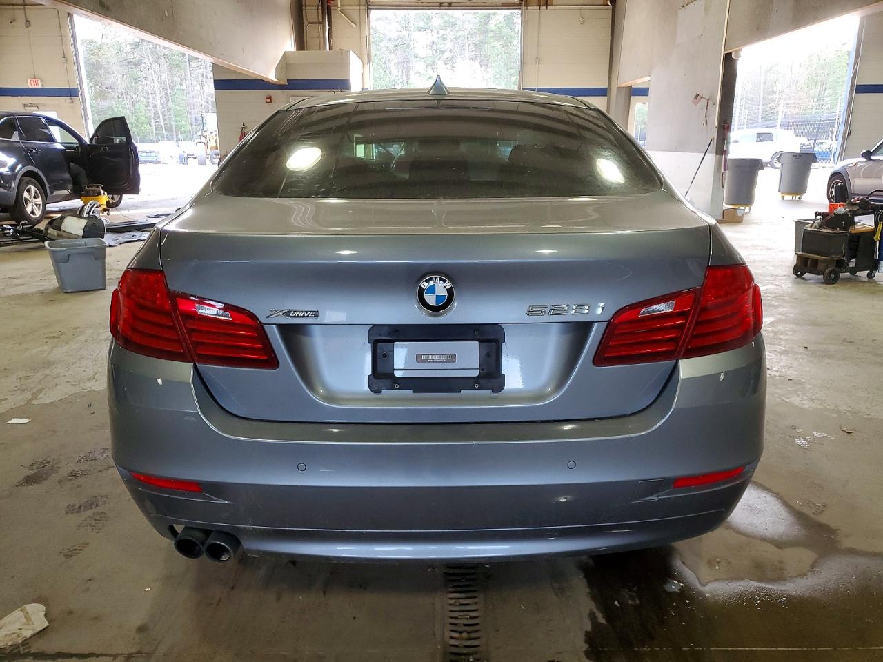 2015 BMW 528 XI photo 6