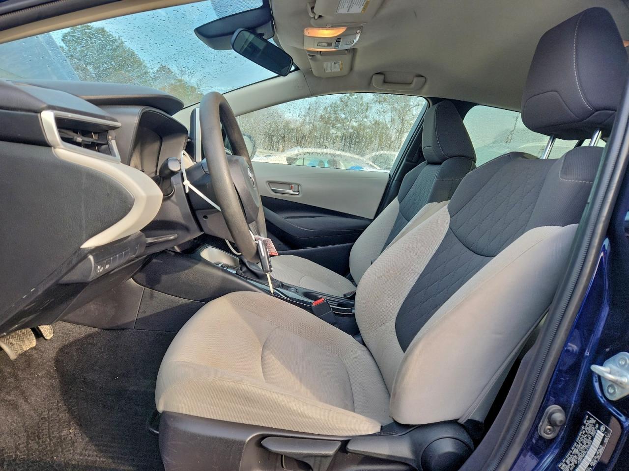 2020 TOYOTA COROLLA LE photo 7