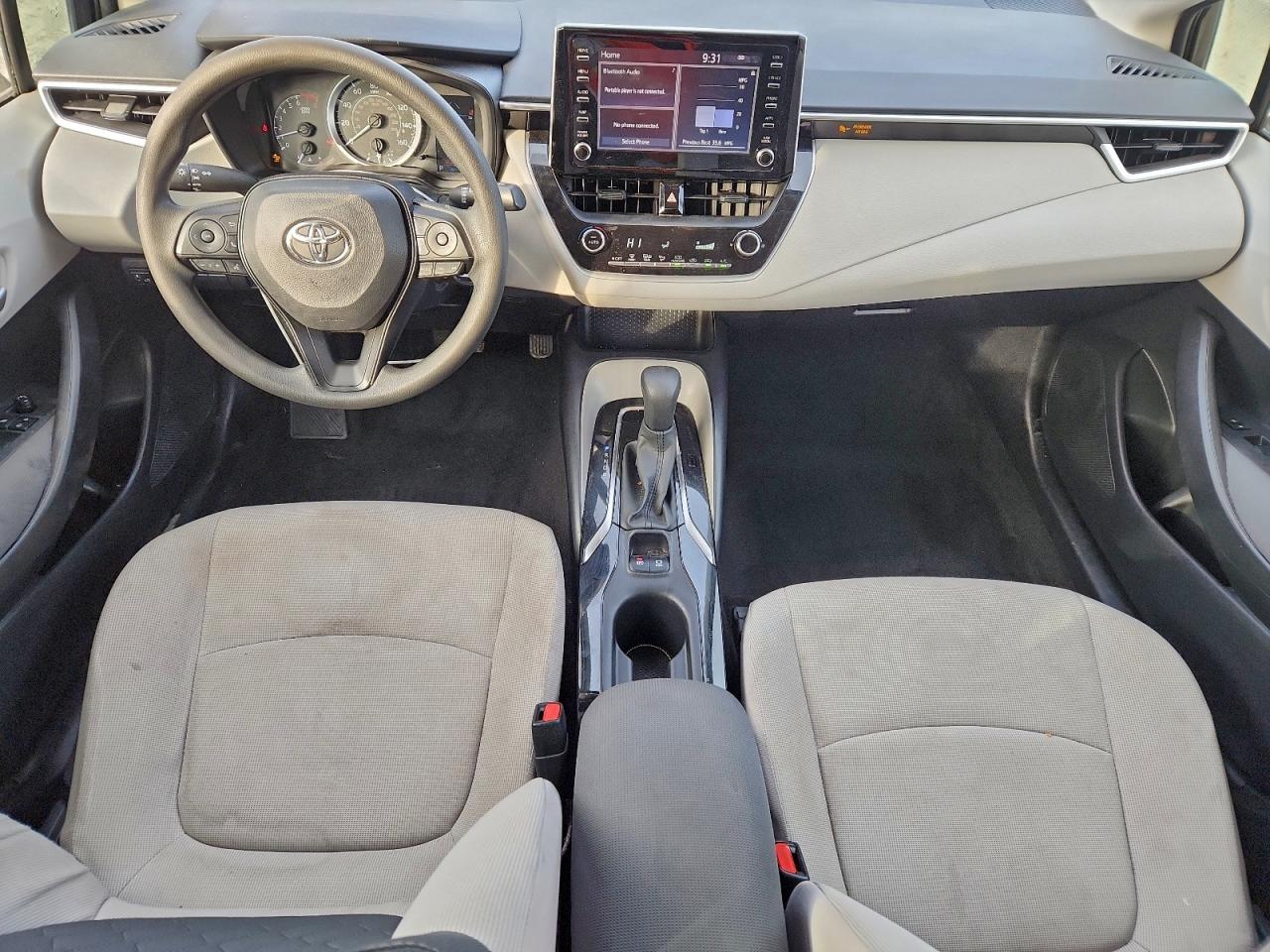 2020 TOYOTA COROLLA LE photo 8