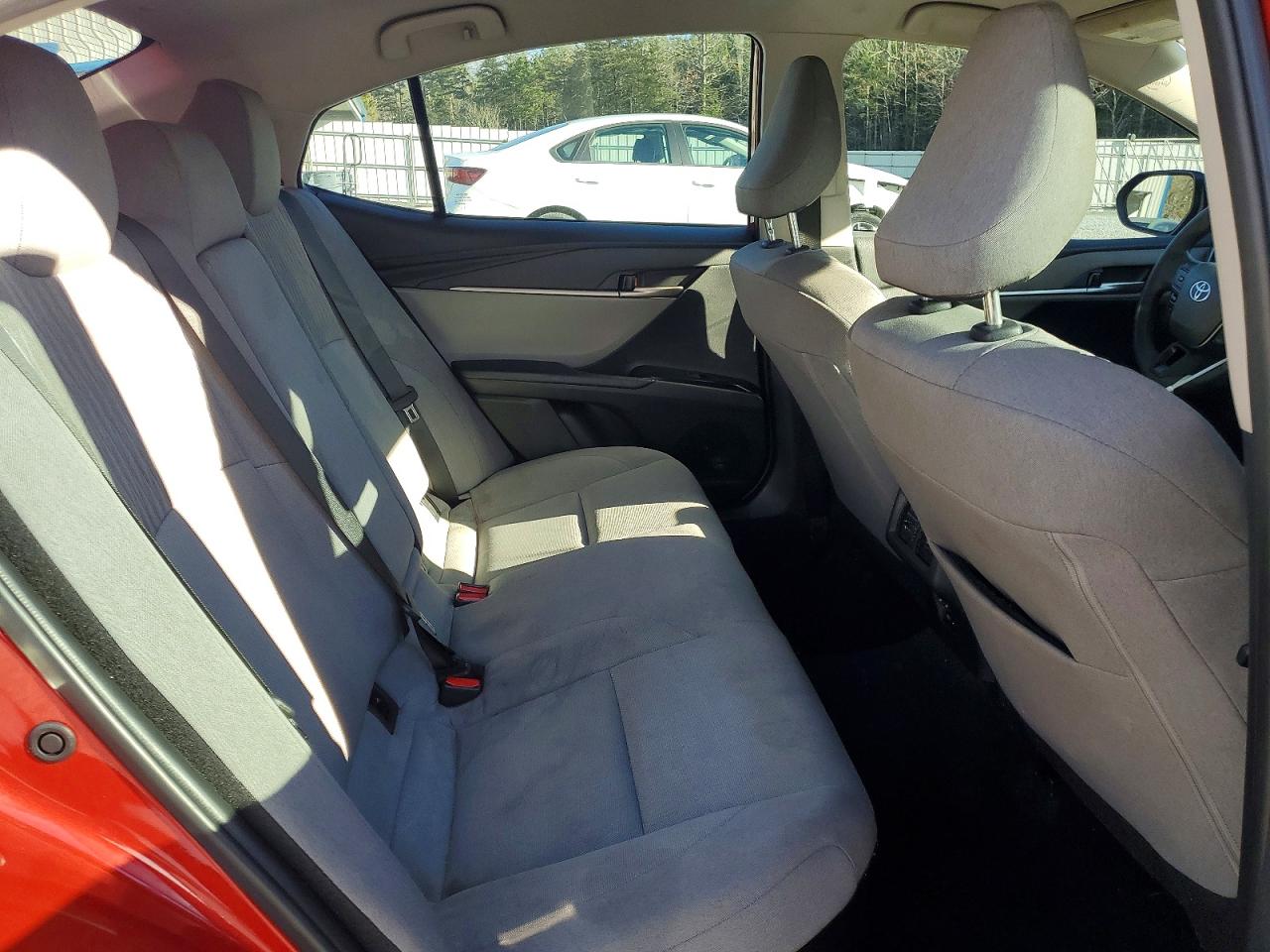 2025 TOYOTA CAMRY XSE photo 19