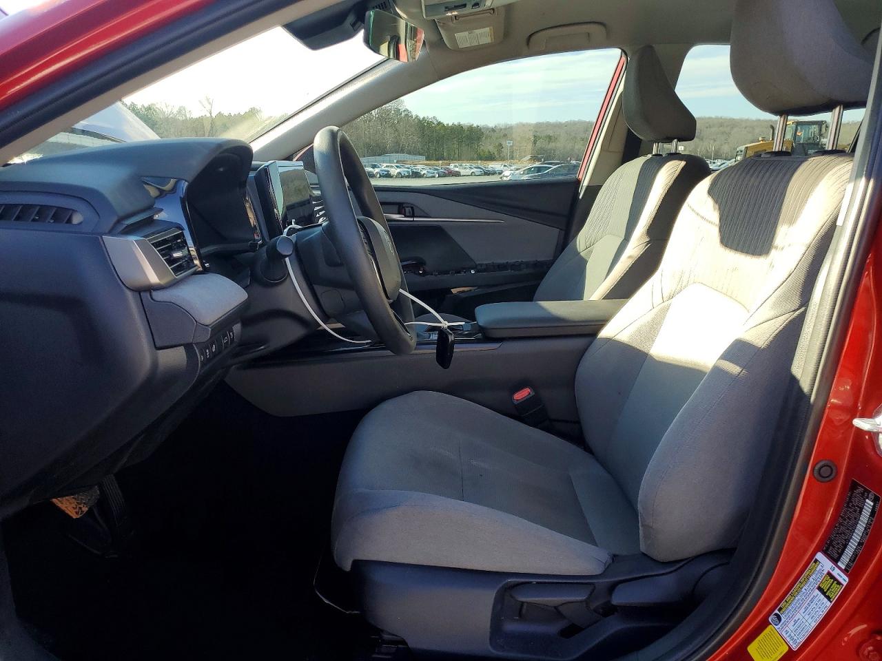 2025 TOYOTA CAMRY XSE photo 13