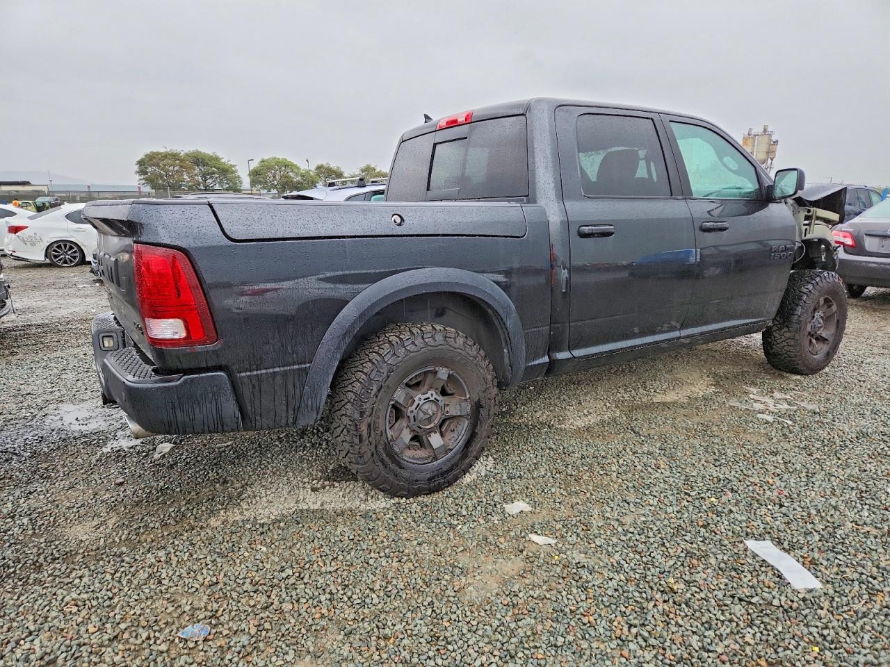 2016 RAM 1500 REBEL photo 5