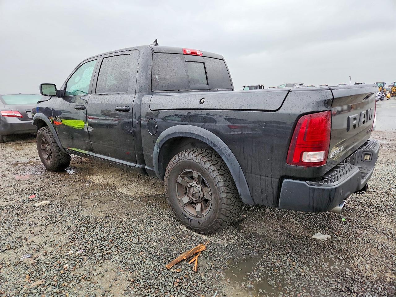 2016 RAM 1500 REBEL photo 3