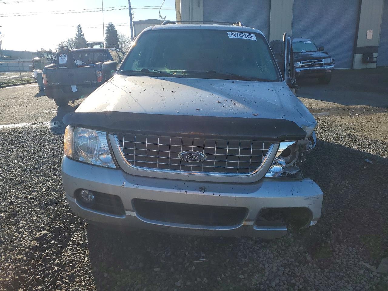 2004 FORD EXPLORER XLT photo 5
