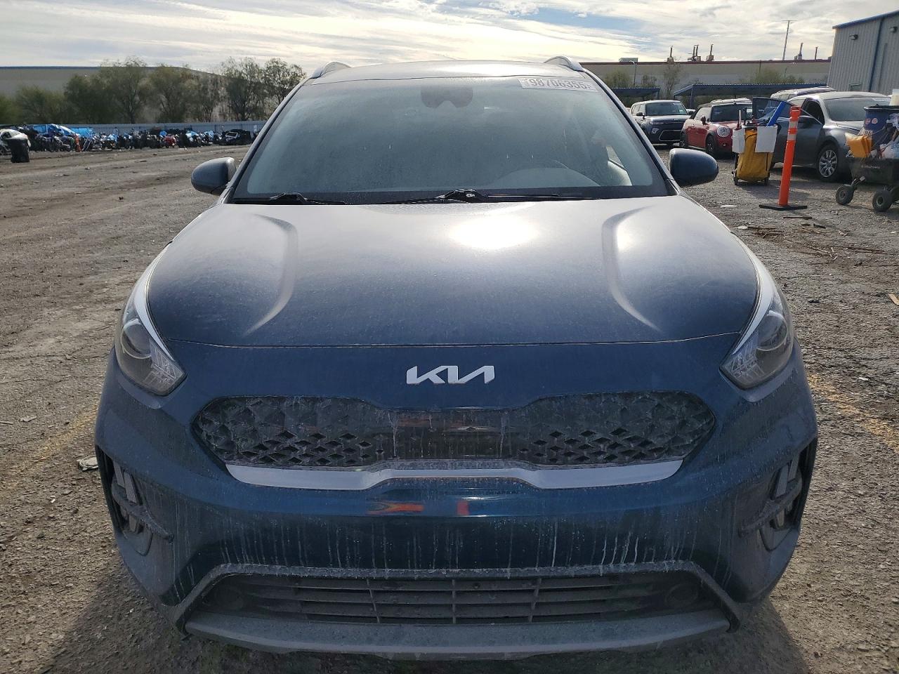 2022 KIA NIRO LXS photo 5