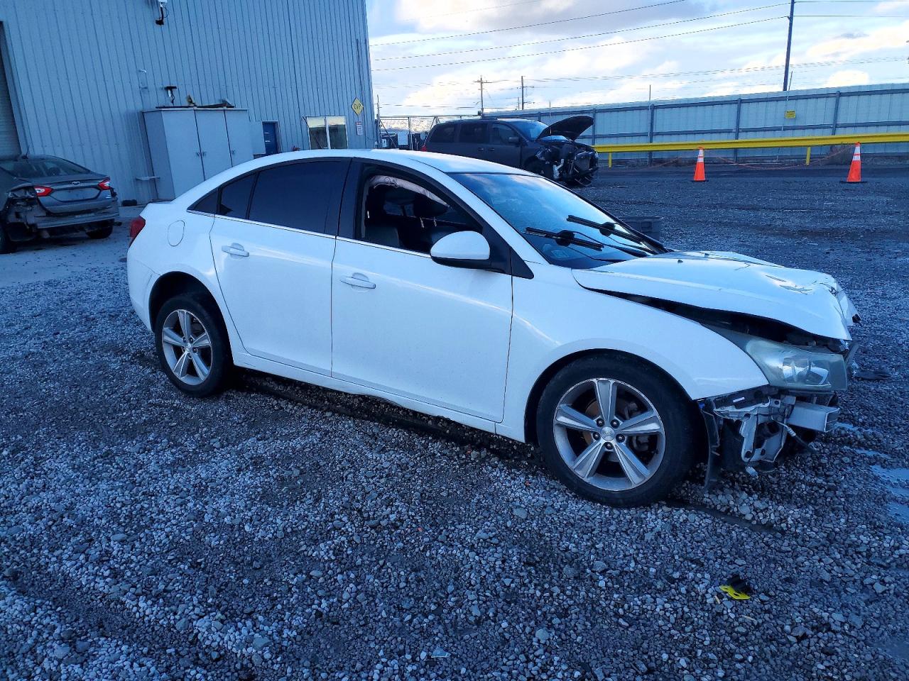 2013 CHEVROLET CRUZE LT photo 4