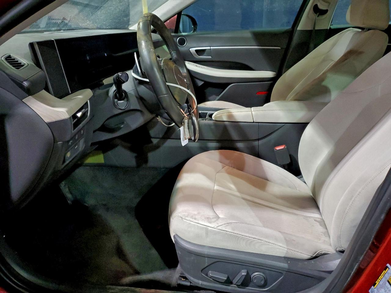 2025 HYUNDAI SONATA HYBRID photo 7