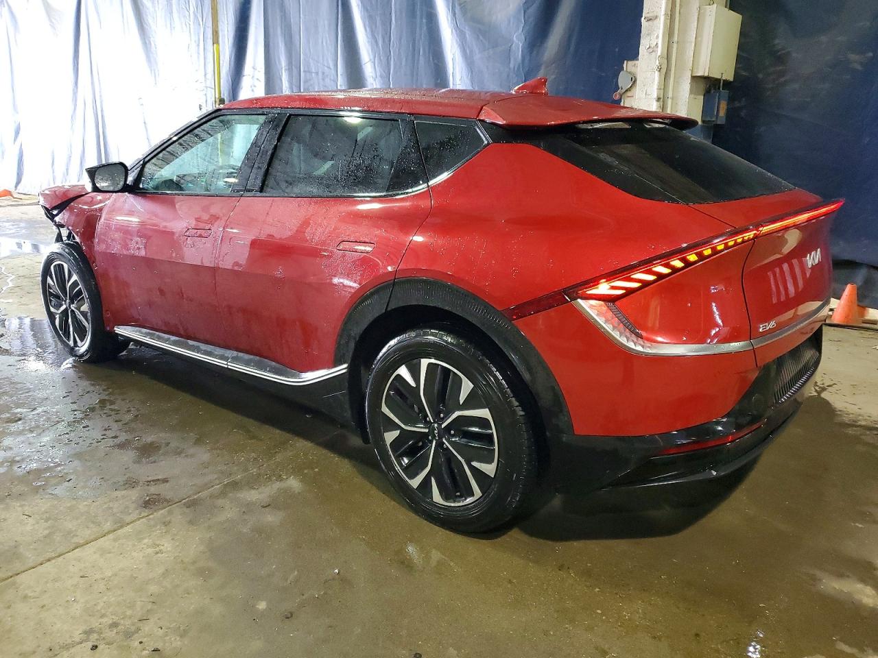 2024 KIA EV6 LIGHT photo 2