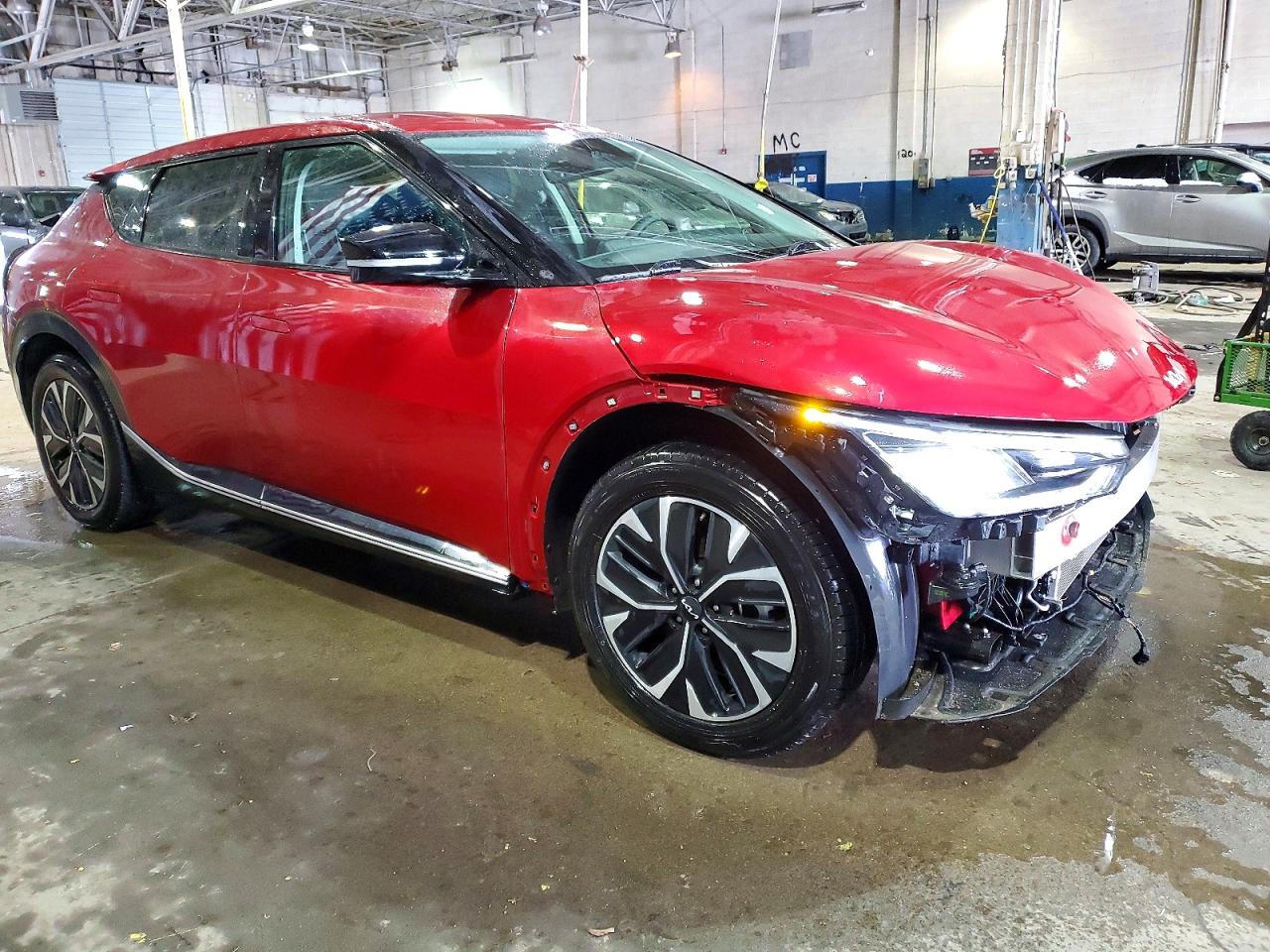 2024 KIA EV6 LIGHT photo 4