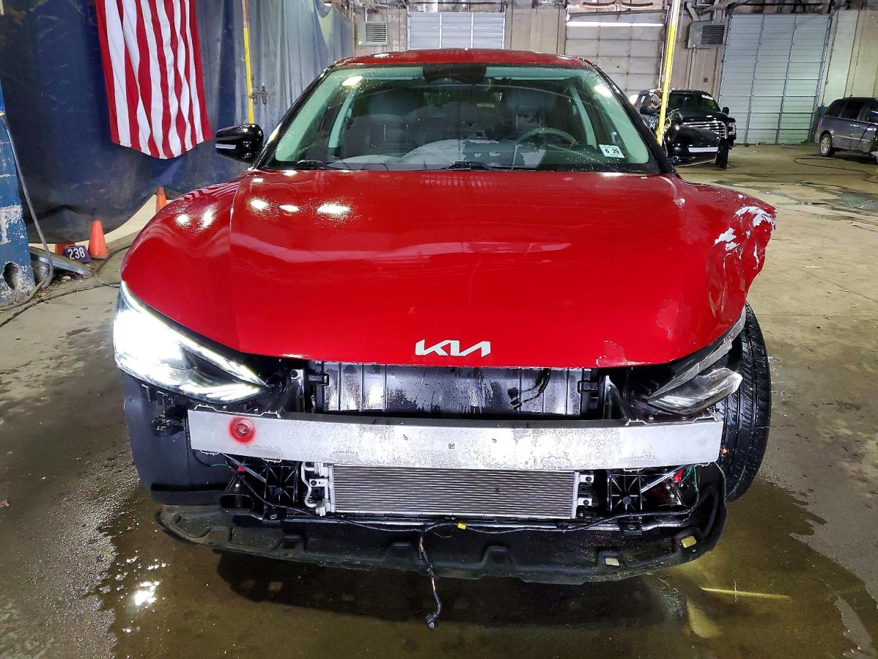 2024 KIA EV6 LIGHT photo 5