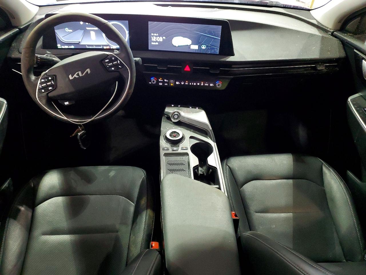 2024 KIA EV6 LIGHT photo 8