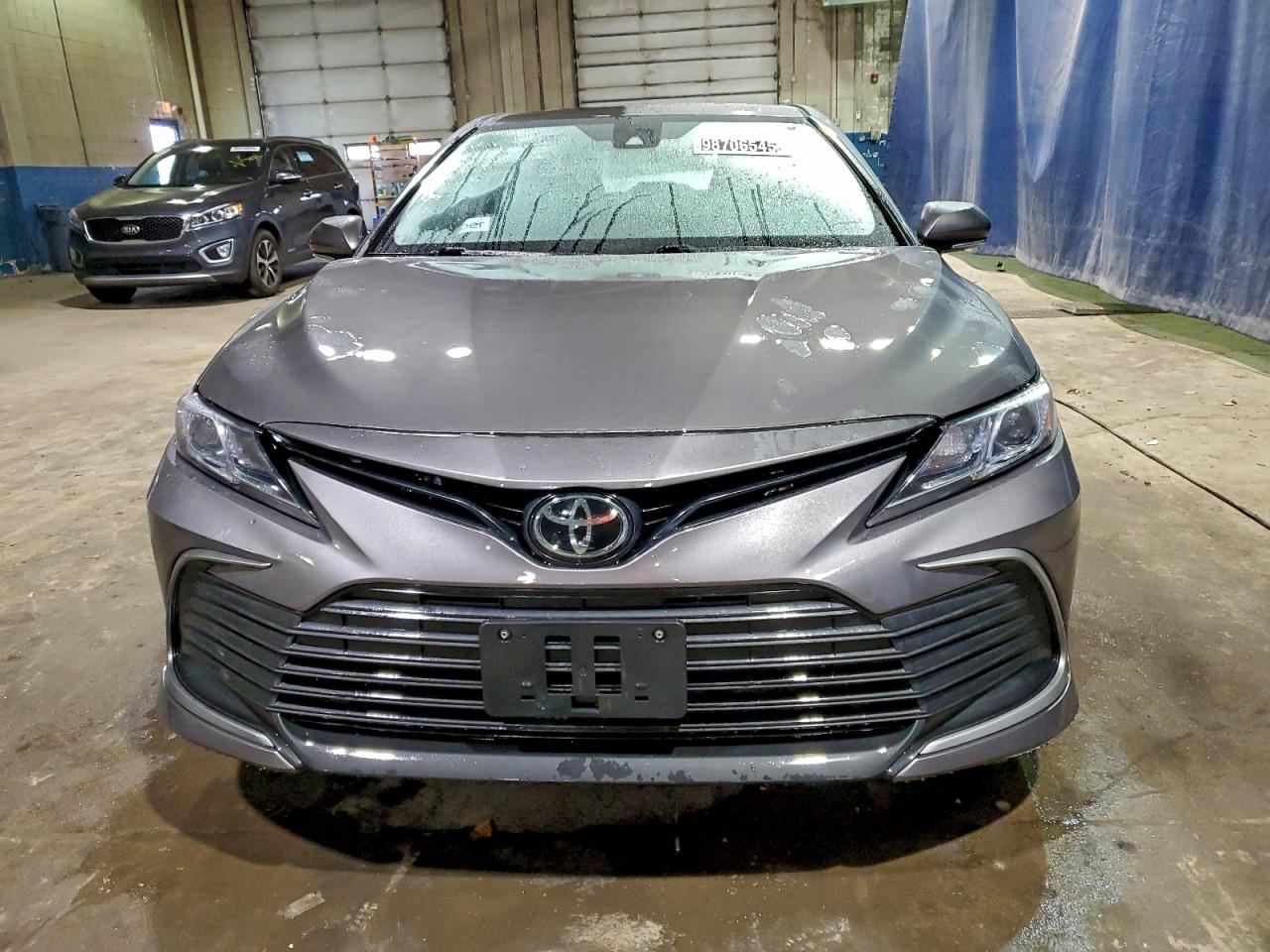 2023 TOYOTA CAMRY LE photo 5