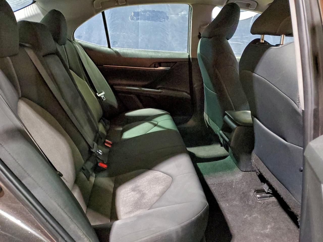 2023 TOYOTA CAMRY LE photo 10