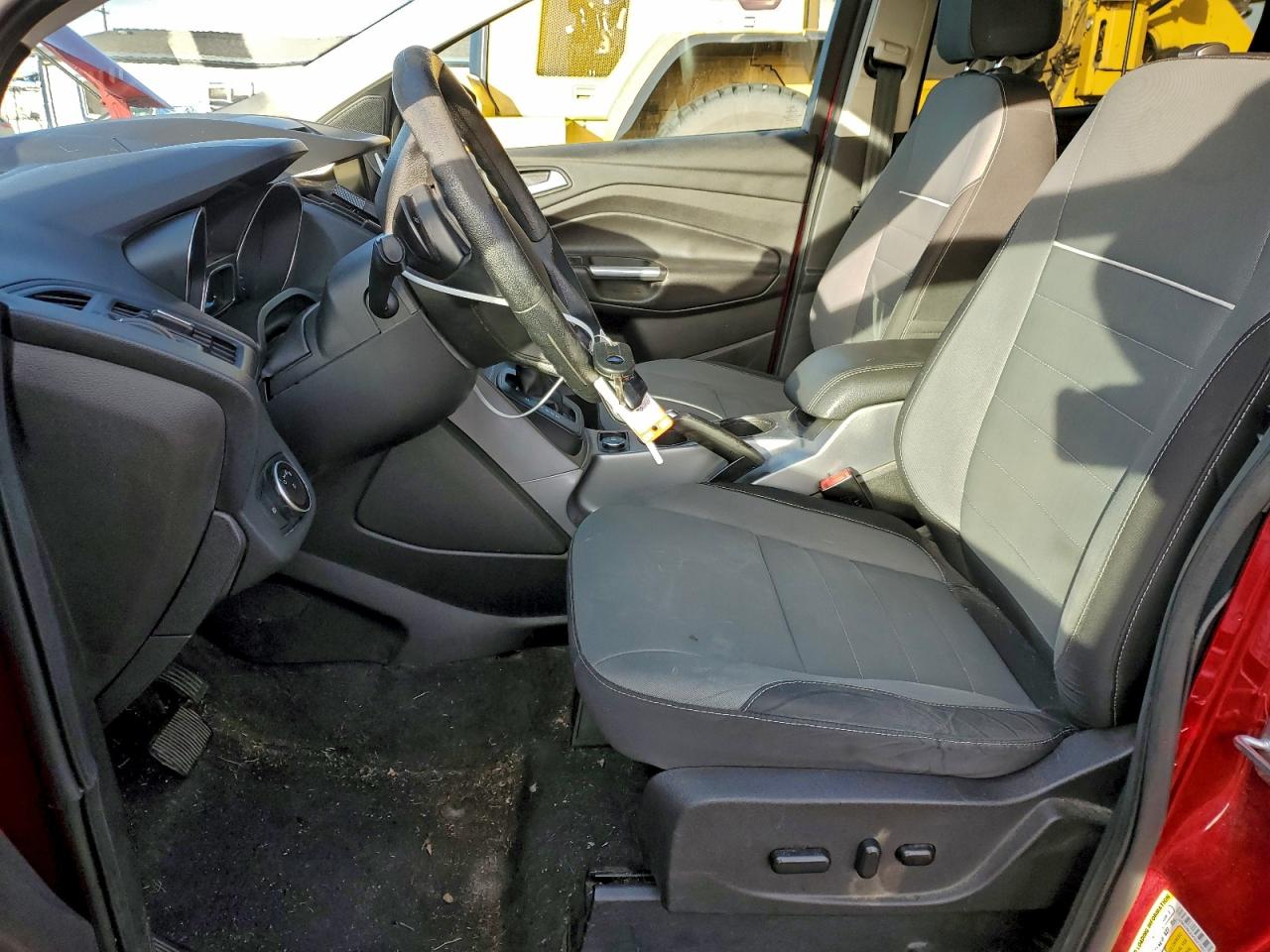 2015 FORD ESCAPE SE photo 7