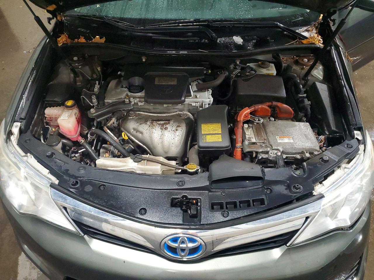 2012 TOYOTA CAMRY HYBRID photo 11