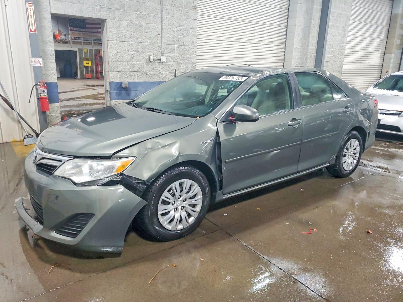 2012 TOYOTA CAMRY