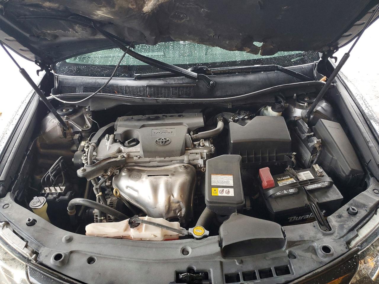 2014 TOYOTA CAMRY L photo 11