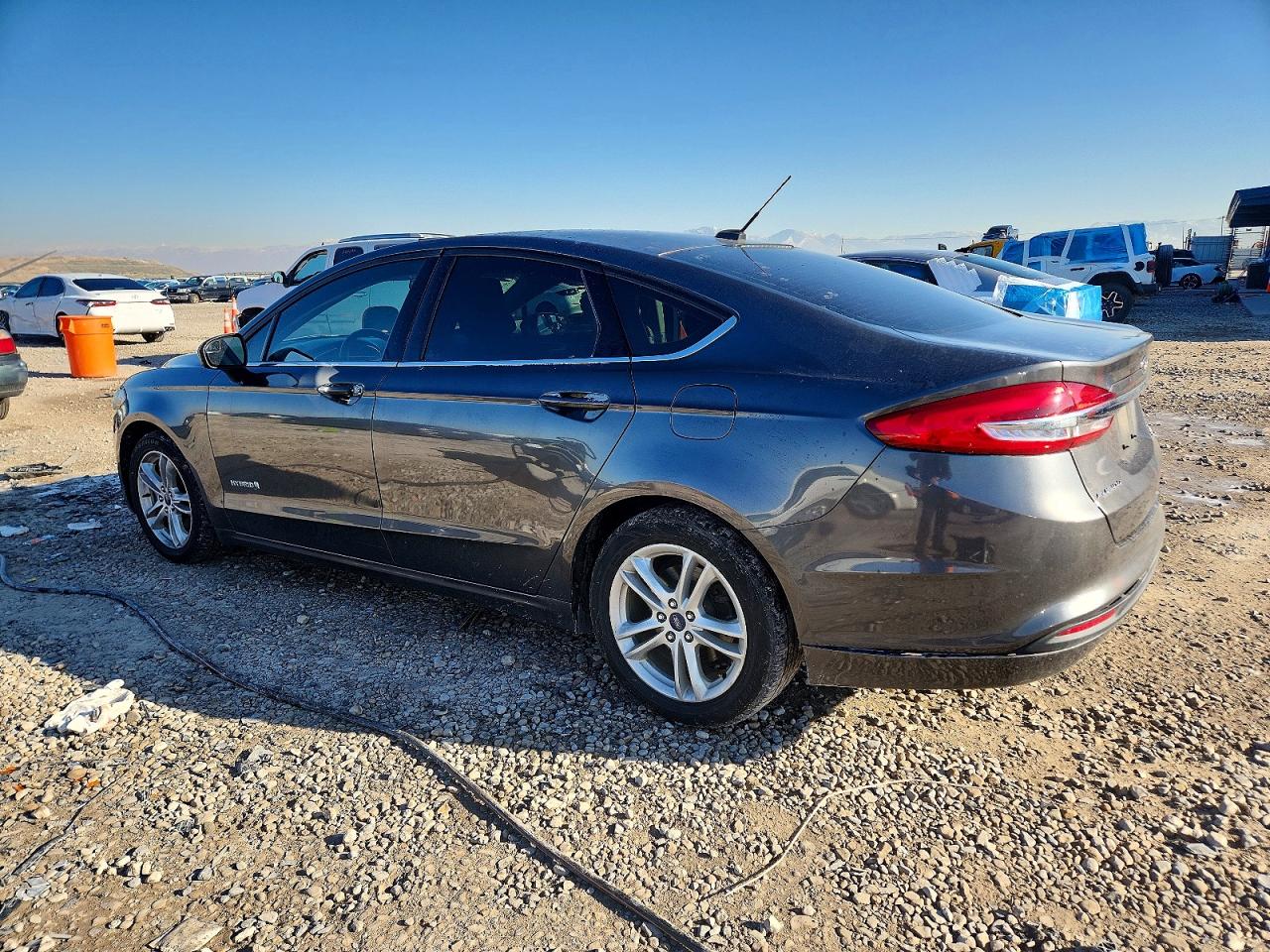 2018 FORD FUSION SE HYBRID photo 2