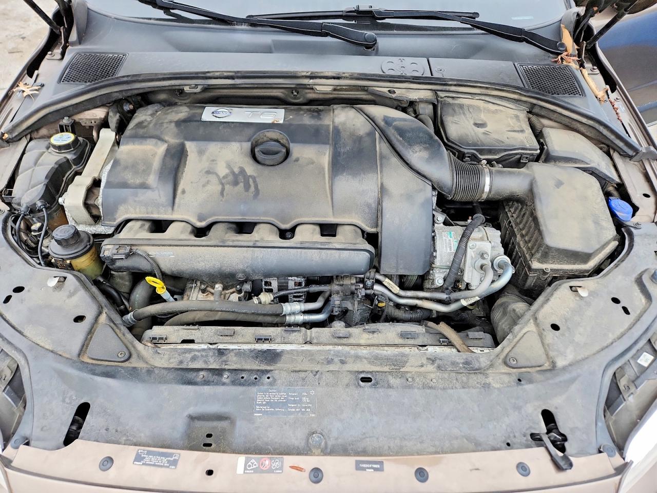 2015 VOLVO XC70 T6 PREMIER+ photo 12