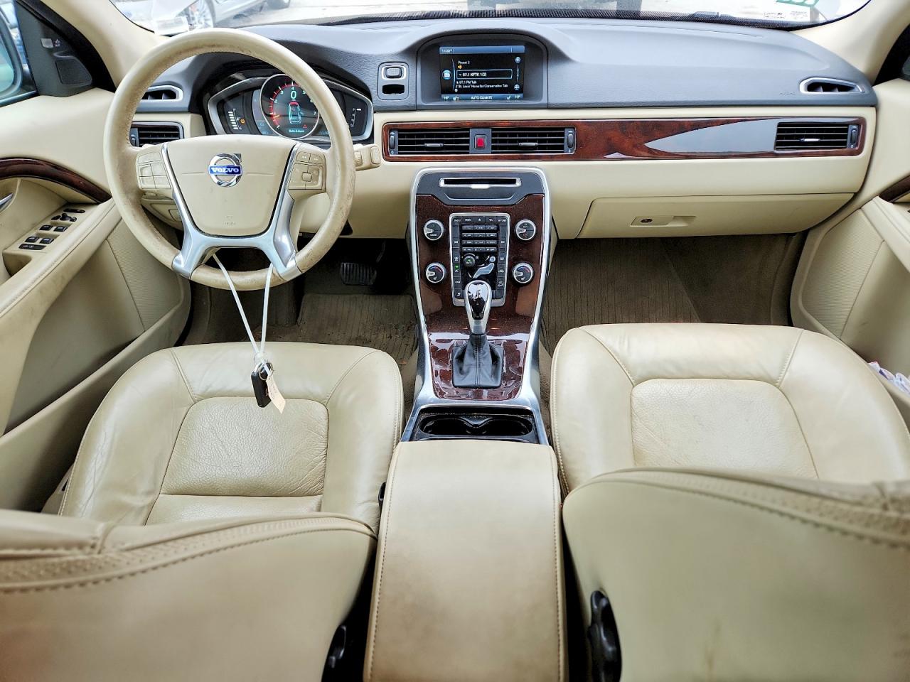 2015 VOLVO XC70 T6 PREMIER+ photo 8