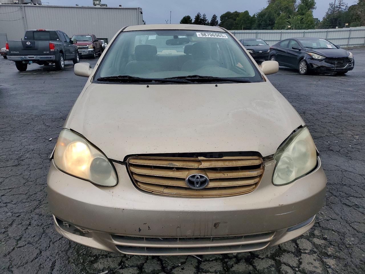 2004 TOYOTA COROLLA CE photo 5