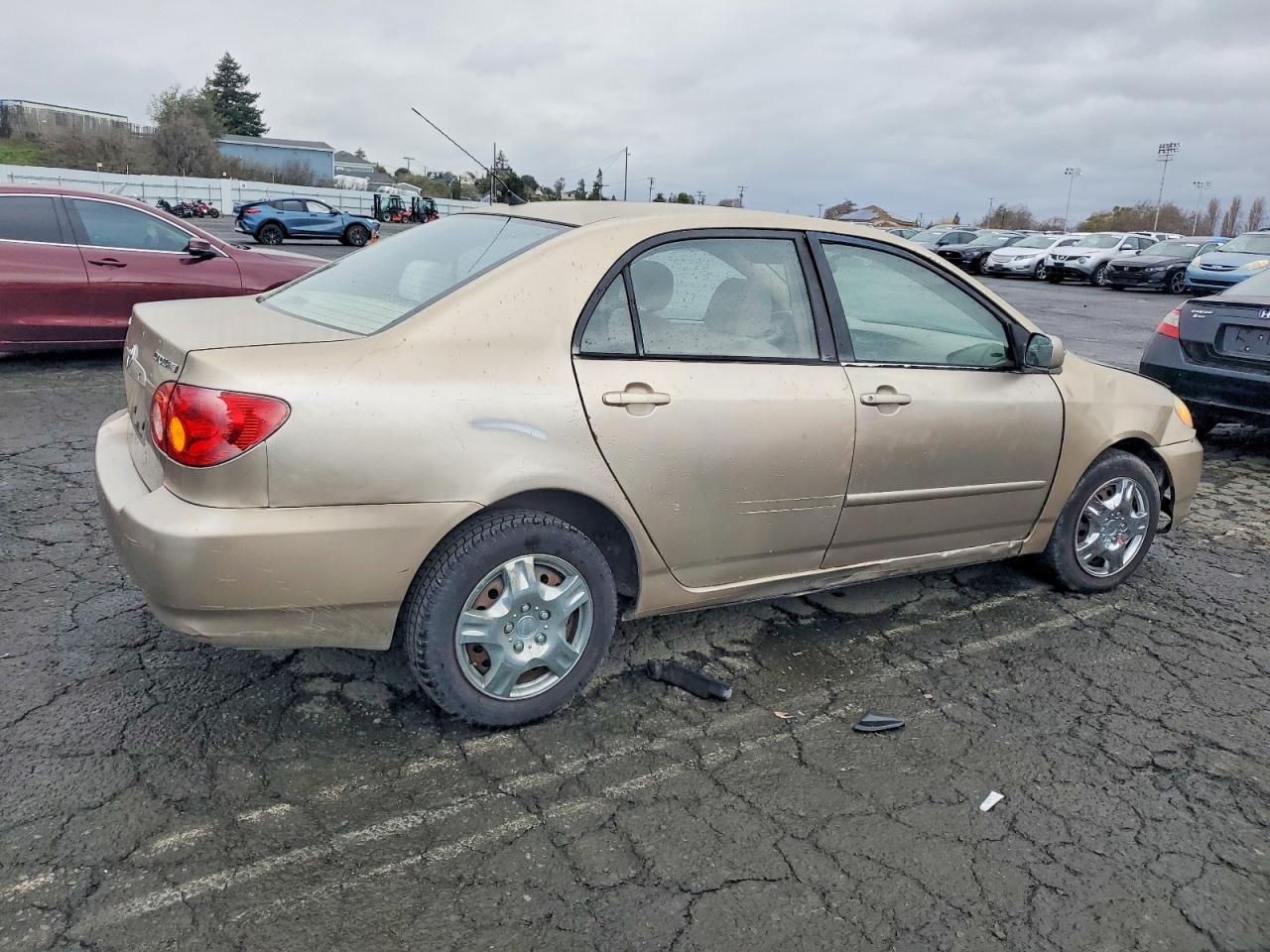 2004 TOYOTA COROLLA CE photo 3