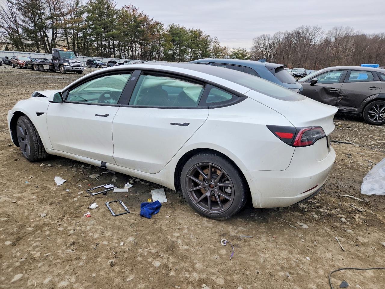2022 TESLA MODEL 3 photo 2