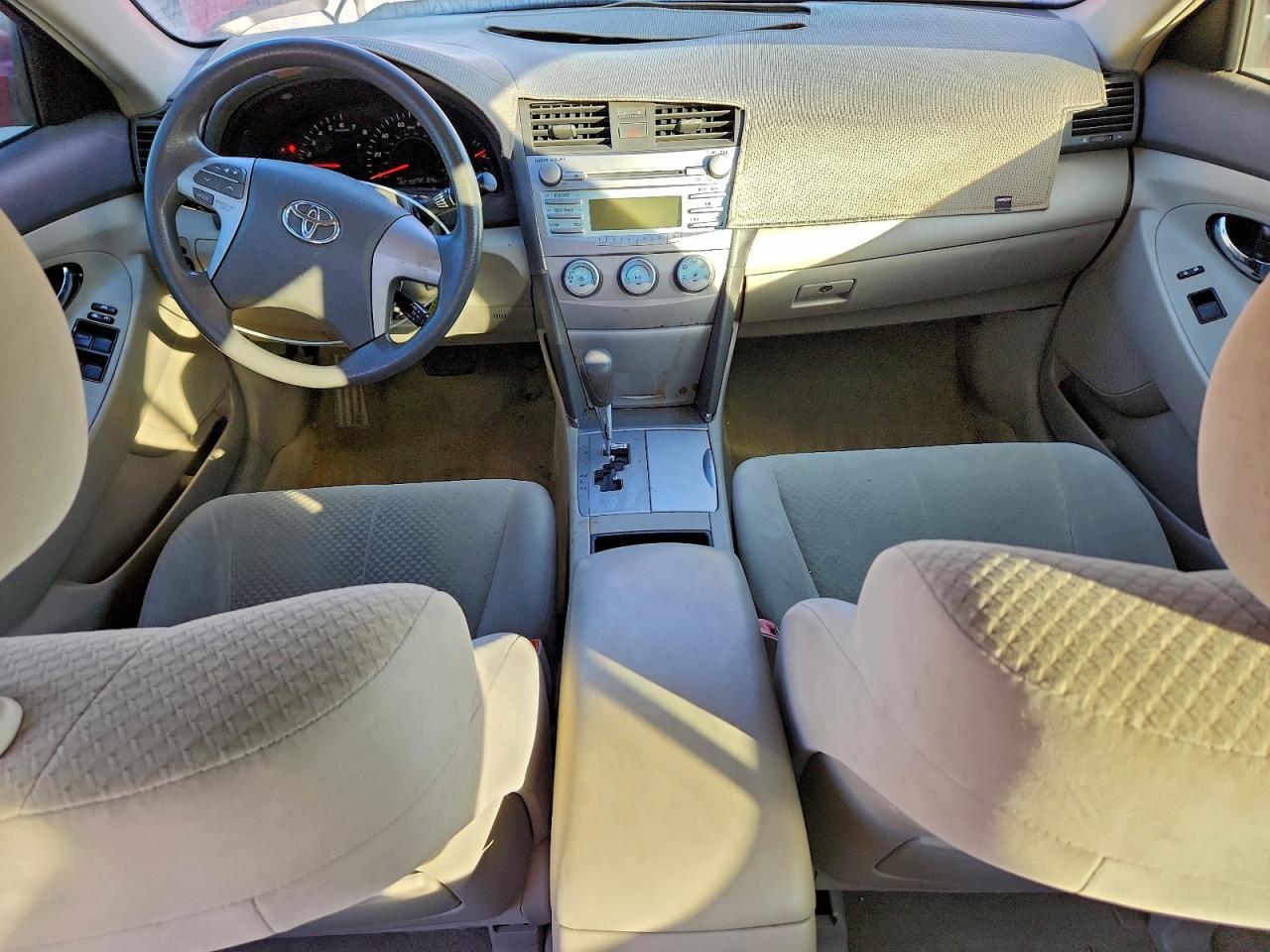 2009 TOYOTA CAMRY BASE photo 8