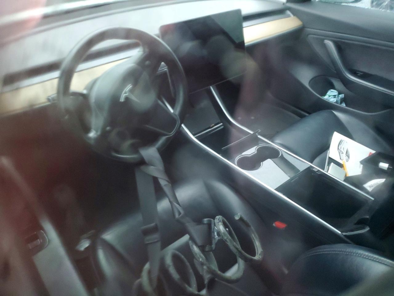 2018 TESLA MODEL 3 photo 8