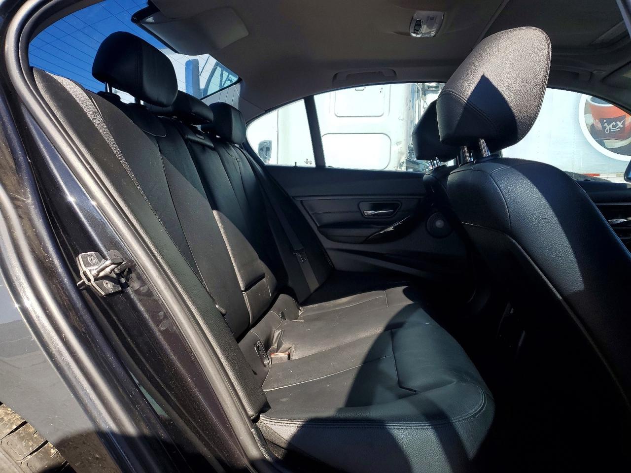 2015 BMW 335 XI photo 19