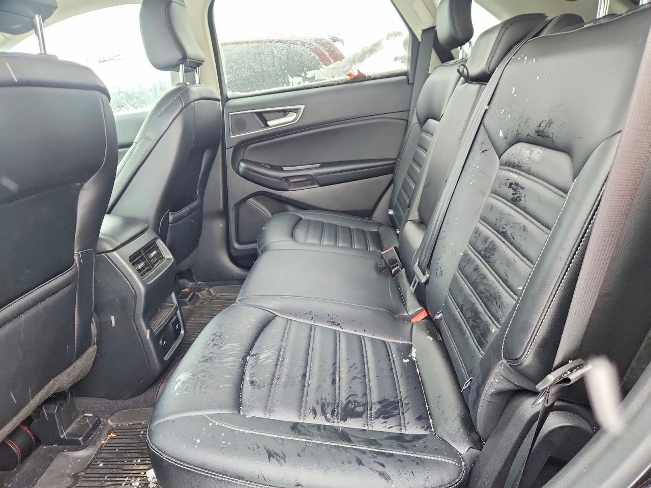2024 FORD EDGE SEL photo 10