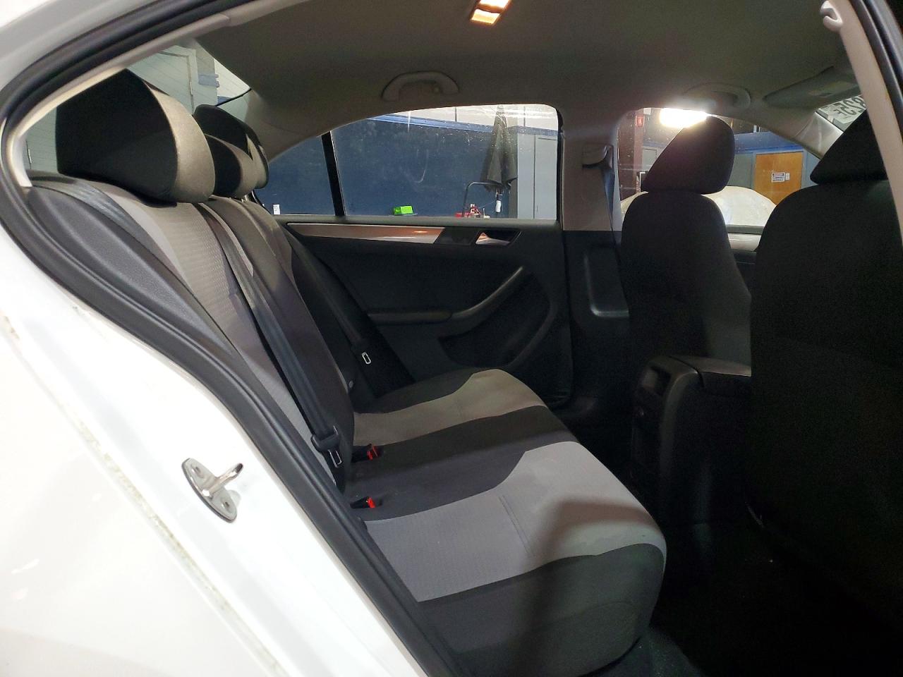 2017 VOLKSWAGEN JETTA S photo 10