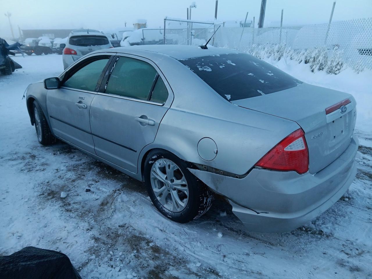 2012 FORD FUSION SE photo 2