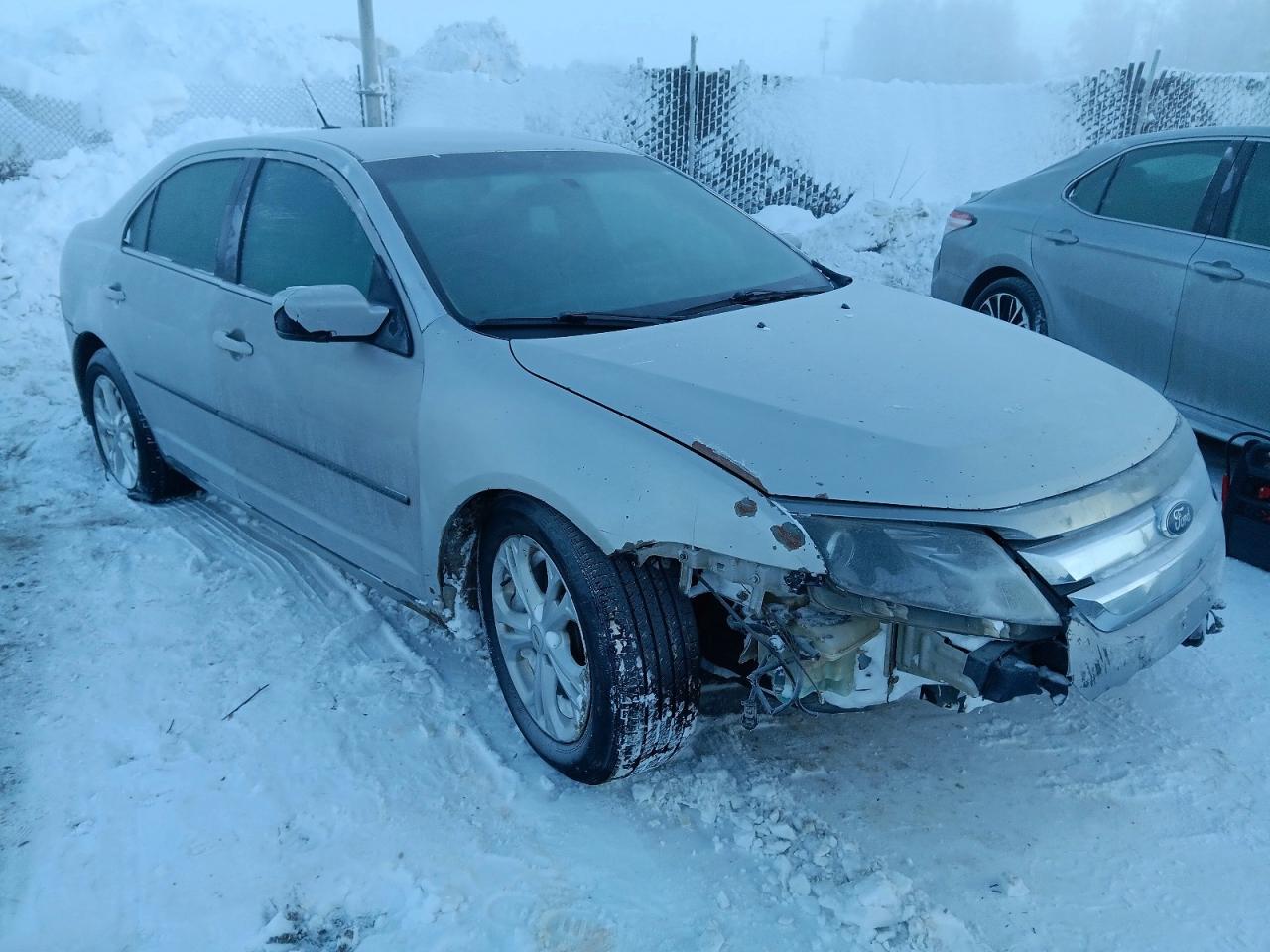 2012 FORD FUSION SE photo 4