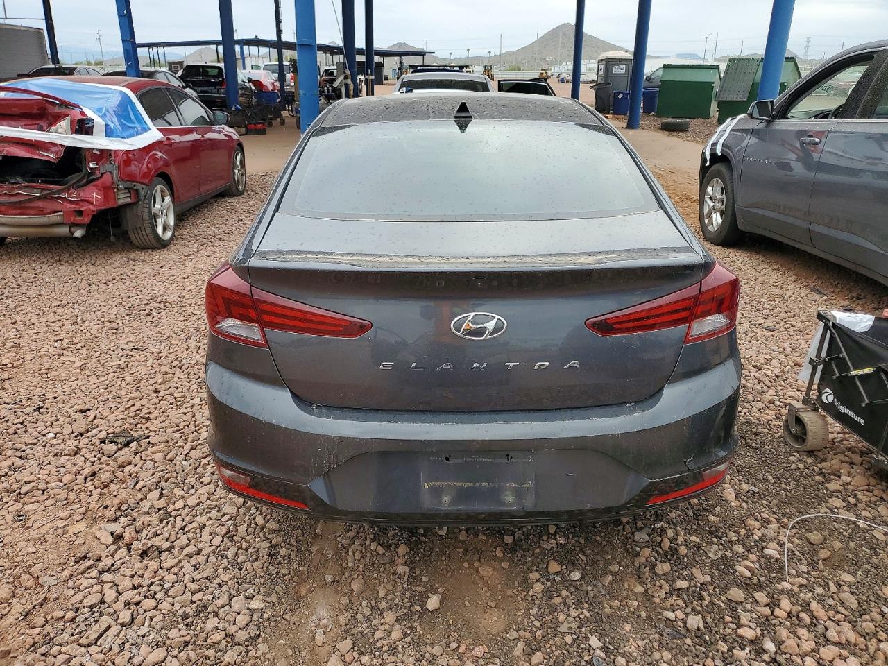2020 HYUNDAI ELANTRA SEL photo 6