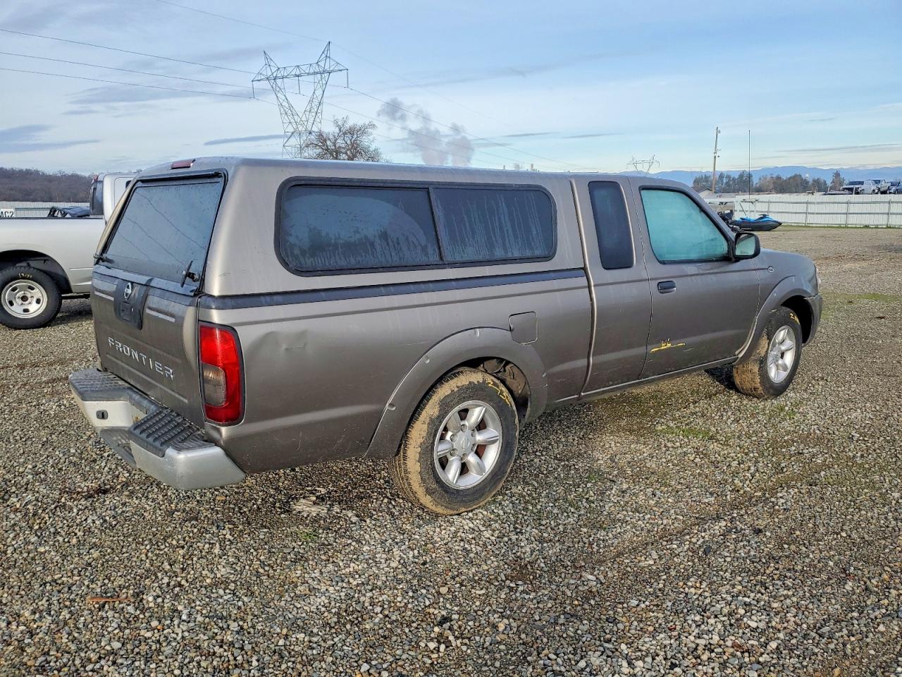 2004 NISSAN FRONTIER KING CAB XE photo 3
