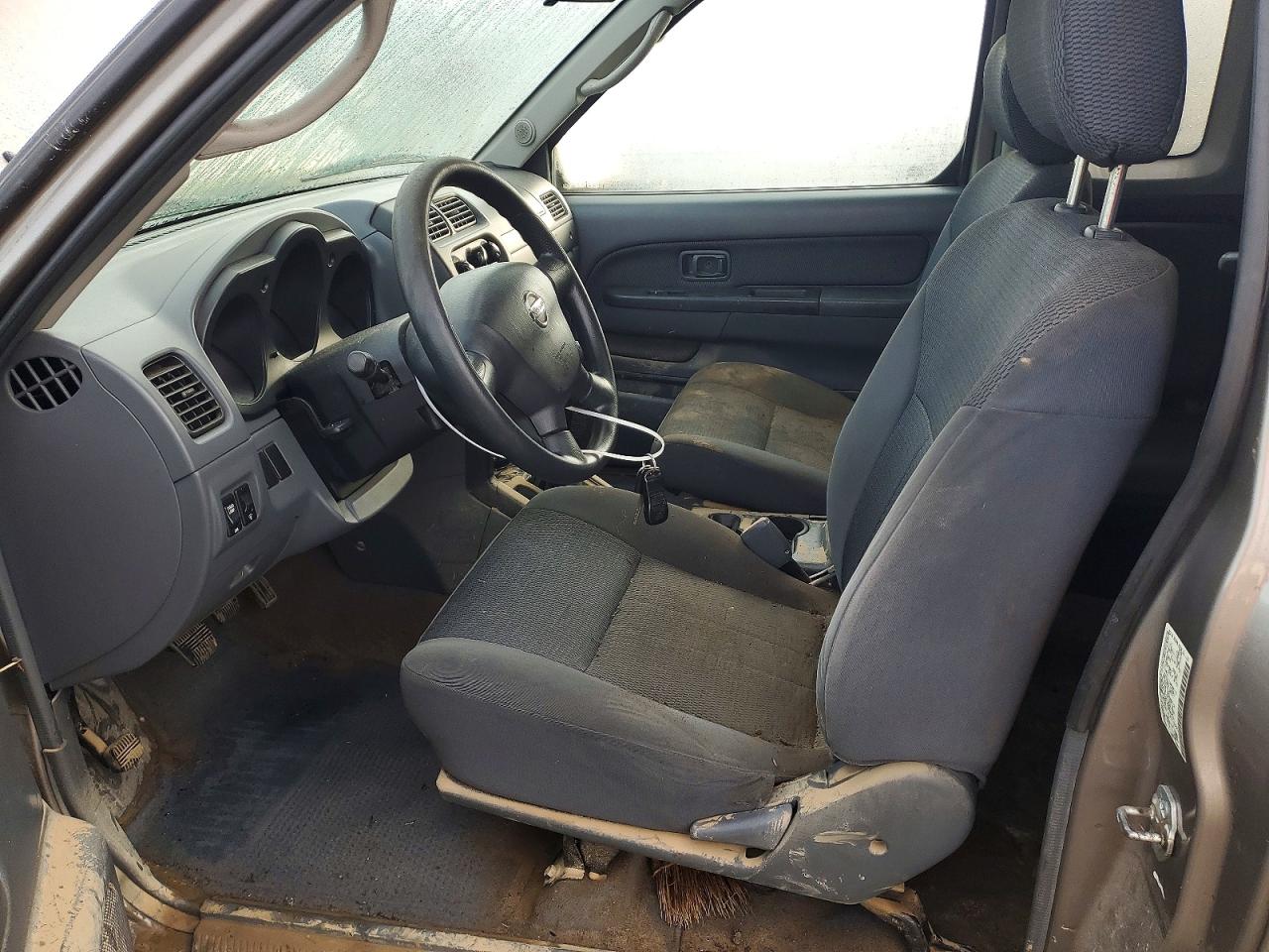 2004 NISSAN FRONTIER KING CAB XE photo 7