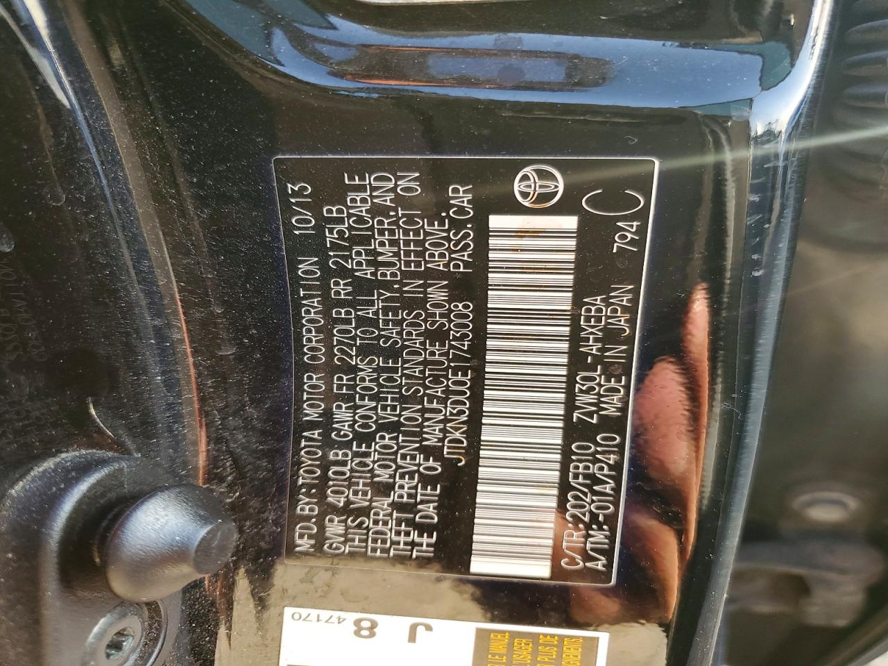 2014 TOYOTA PRIUS photo 12
