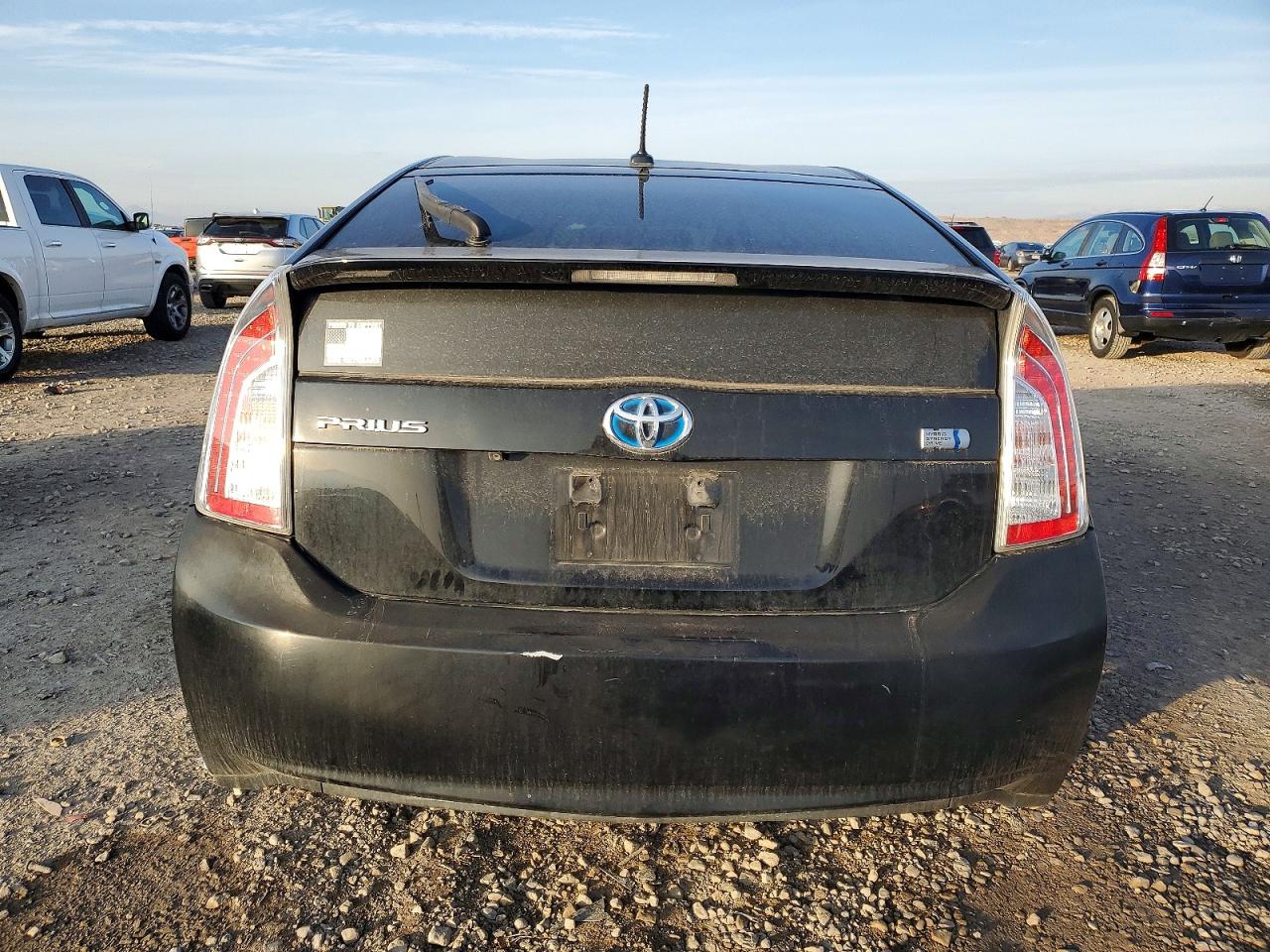 2014 TOYOTA PRIUS photo 6
