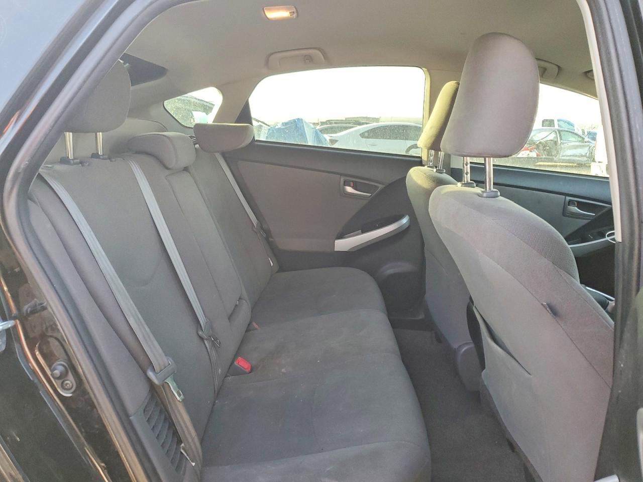 2014 TOYOTA PRIUS photo 10