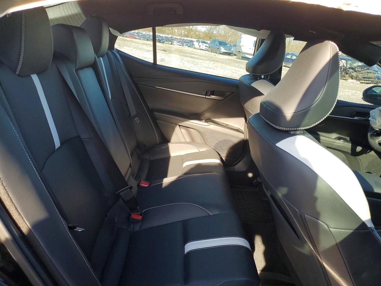 2025 TOYOTA CAMRY XSE photo 19