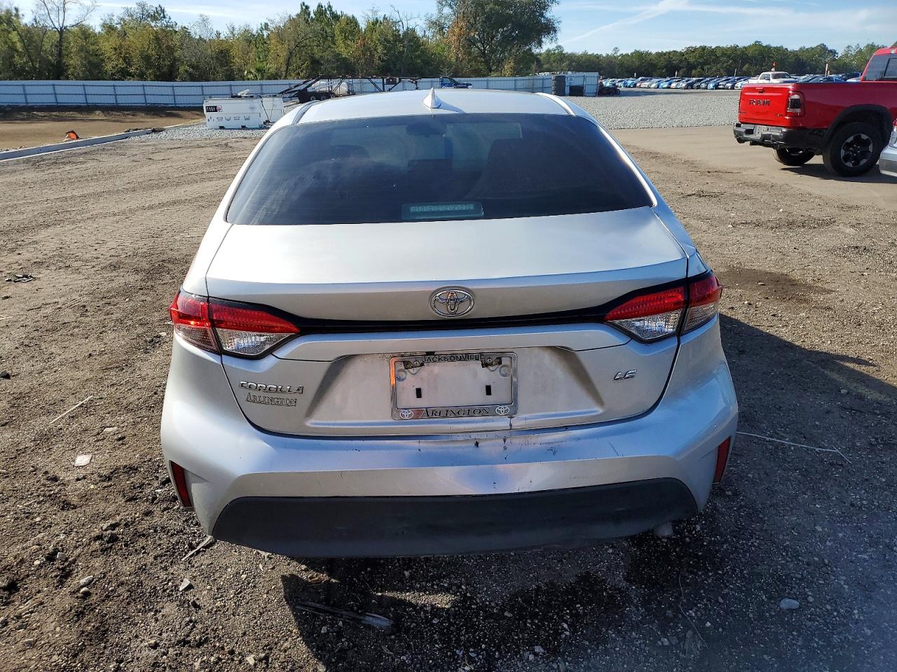 2023 TOYOTA COROLLA LE photo 6