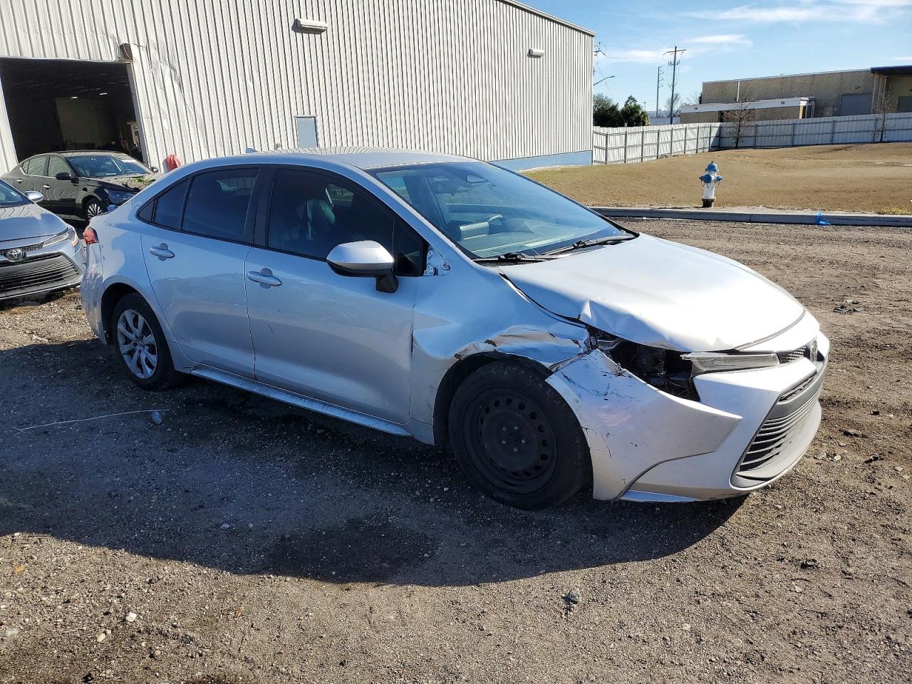2023 TOYOTA COROLLA LE photo 4
